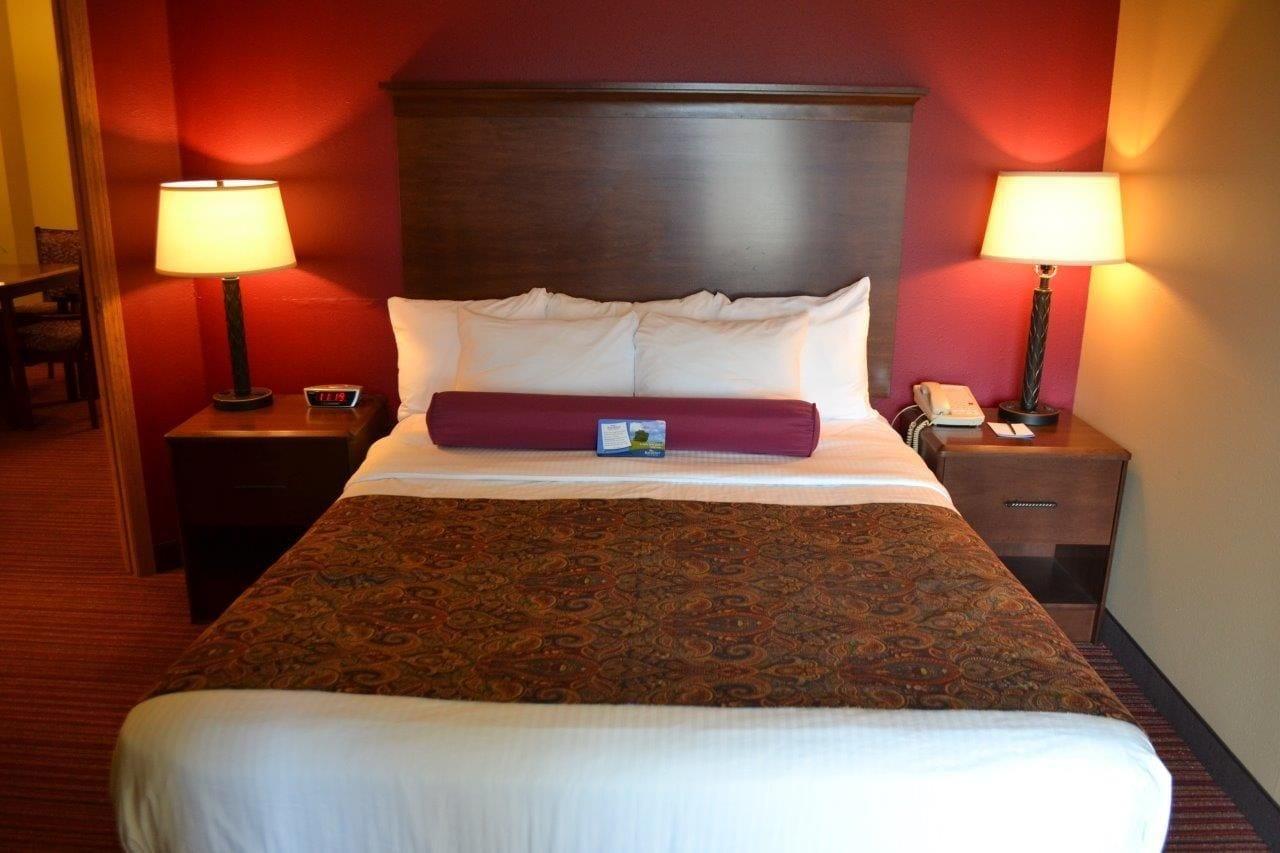 Baymont By Wyndham Mequon Milwaukee Area Hotel Bagian luar foto