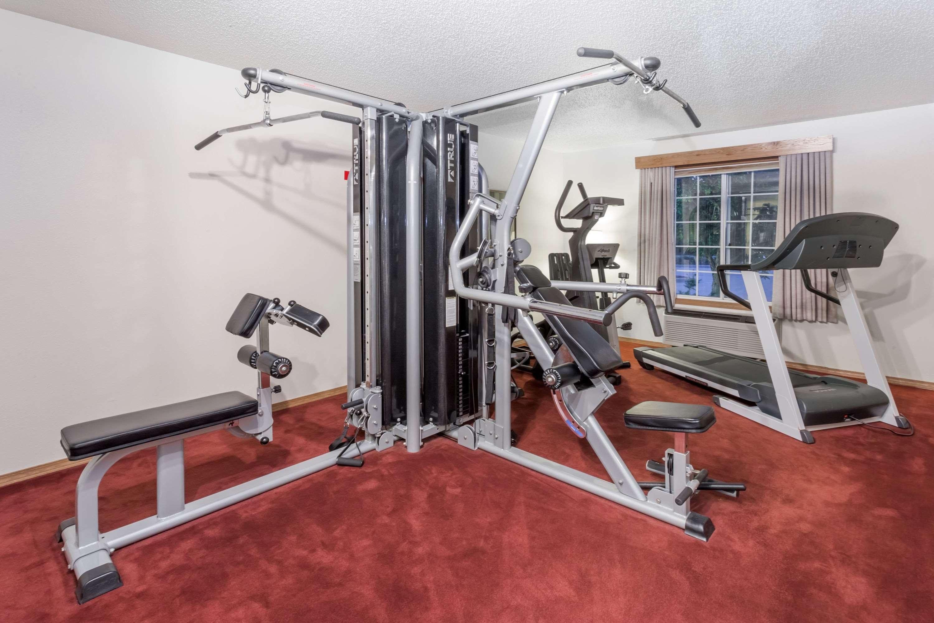Baymont By Wyndham Mequon Milwaukee Area Hotel Bagian luar foto