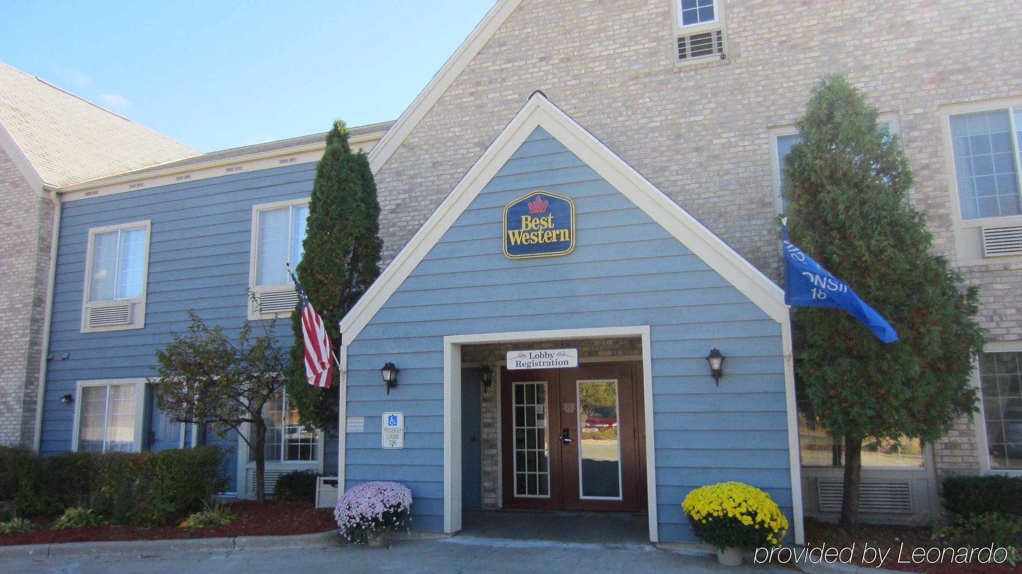 Baymont By Wyndham Mequon Milwaukee Area Hotel Bagian luar foto