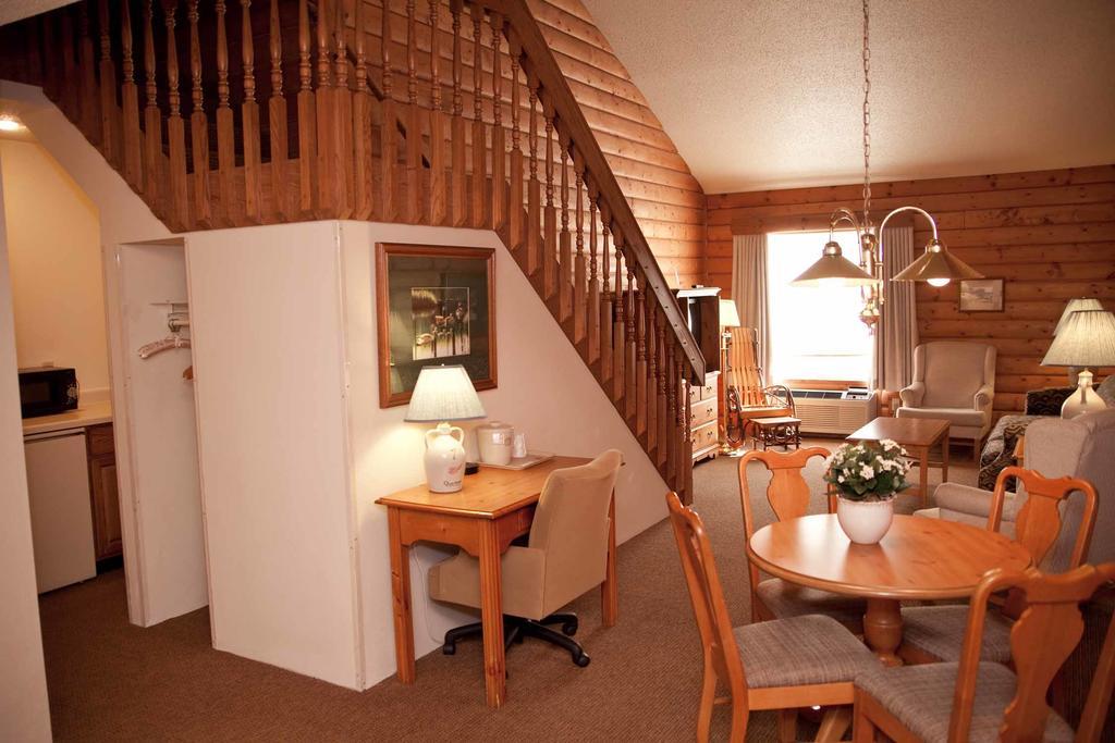 Baymont By Wyndham Mequon Milwaukee Area Hotel Bagian luar foto